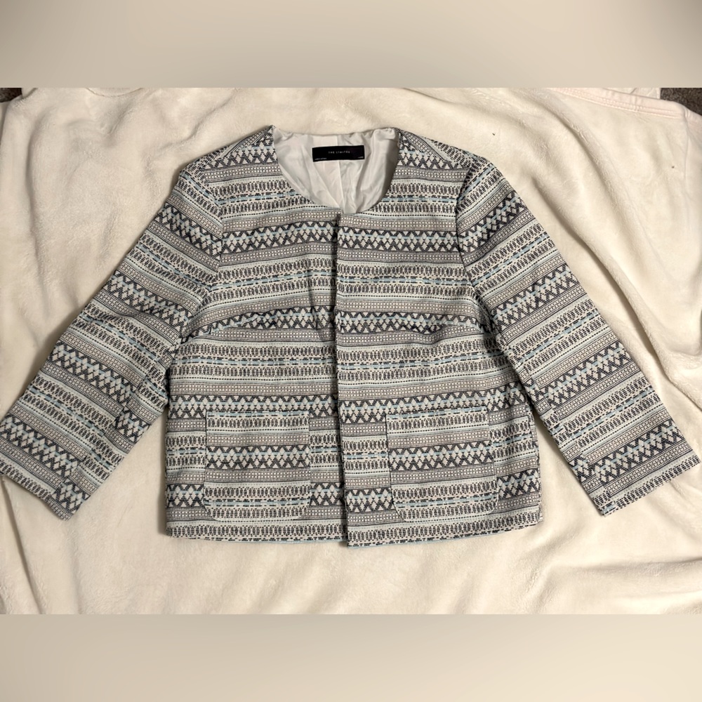 The Limited 3/4 sleeved boxy jacket XL